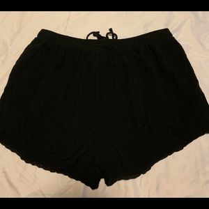 Mossimo Black shorts woman’s size medium